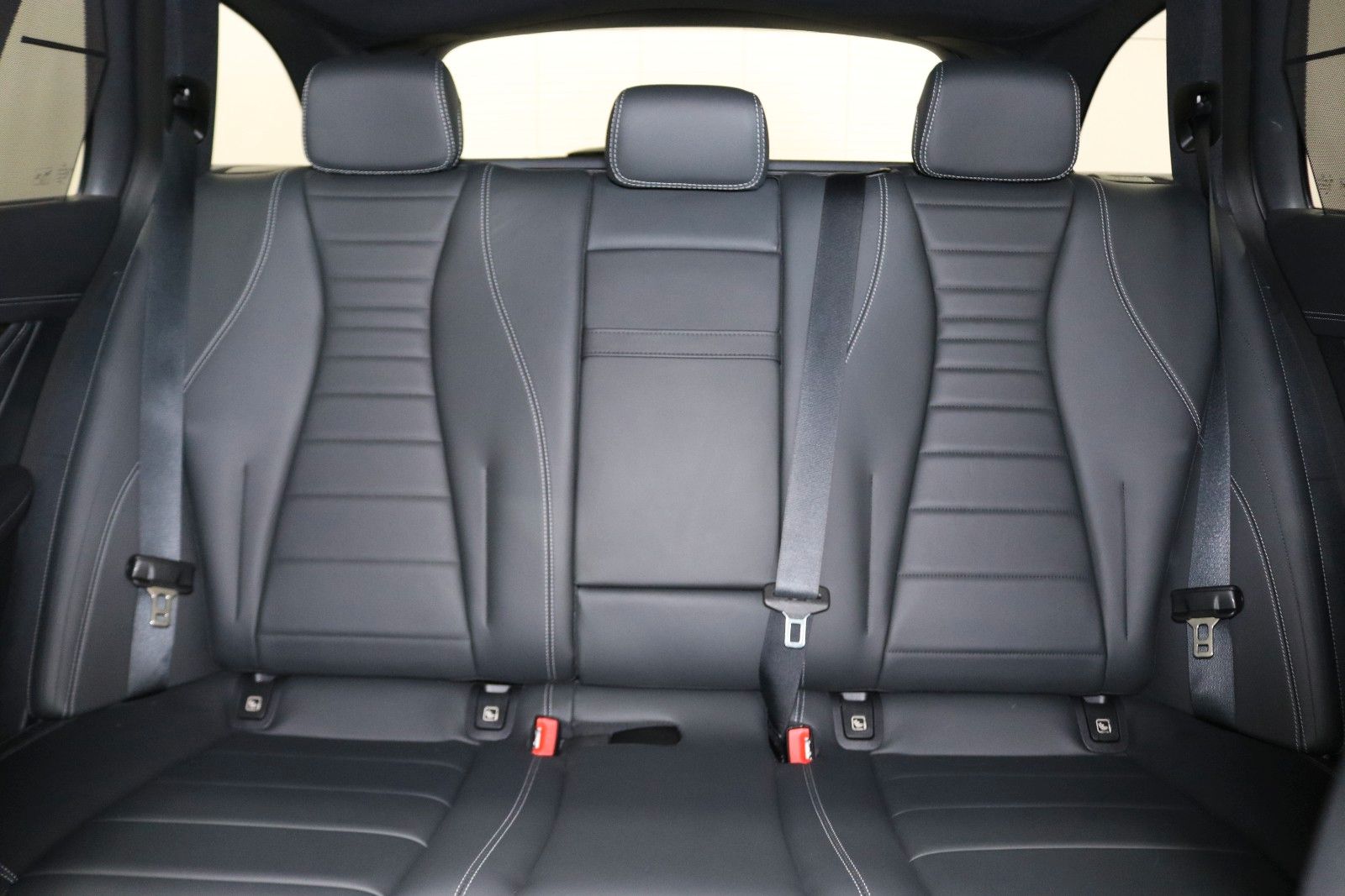 Mercedes-Benz E 400 – Bild 12