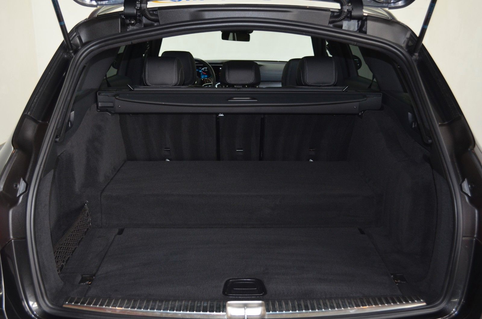Mercedes-Benz E 300 – Bild 12