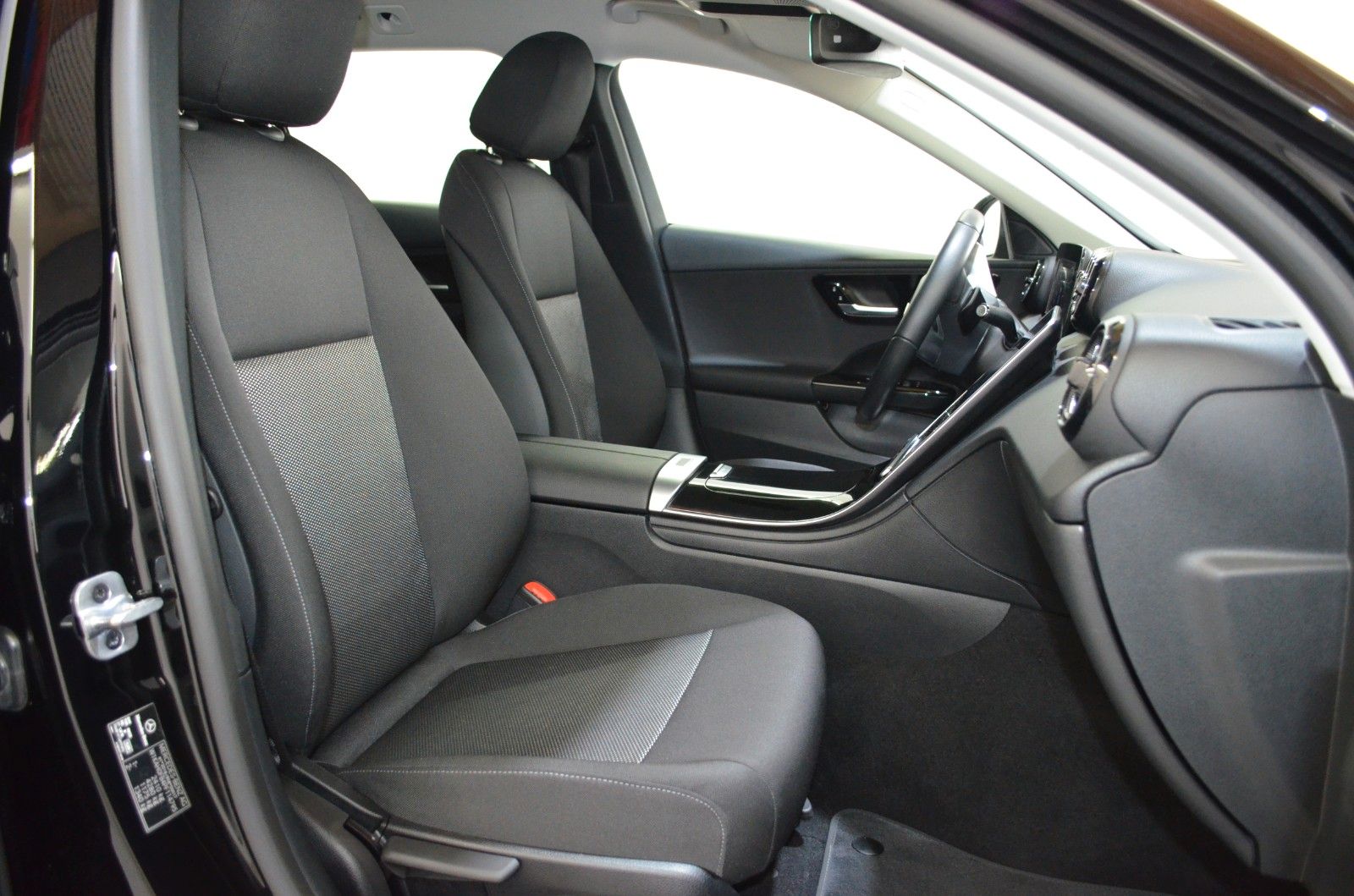 Mercedes-Benz C 220 – Bild 15
