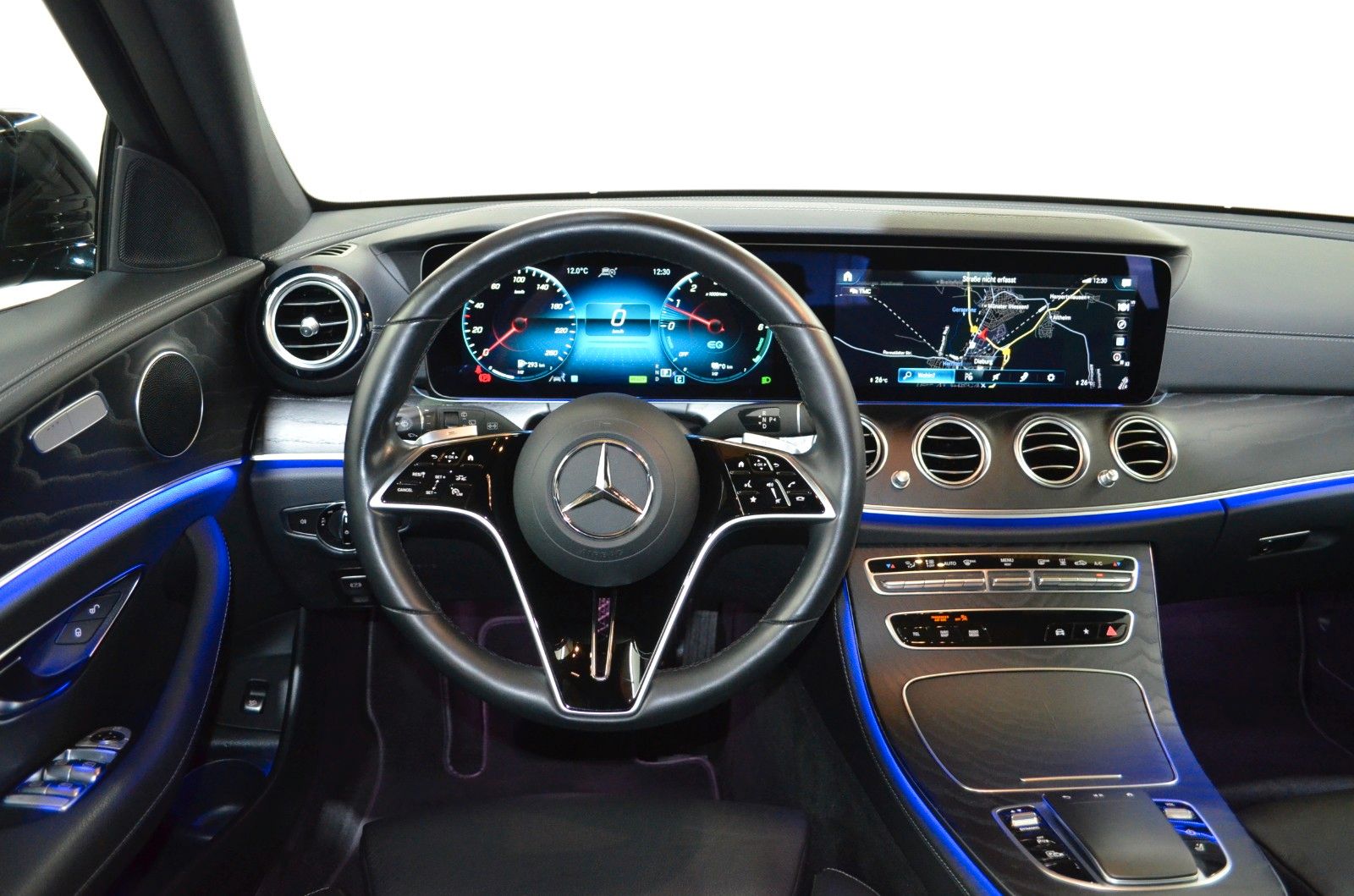 Mercedes-Benz E 300 – Bild 9
