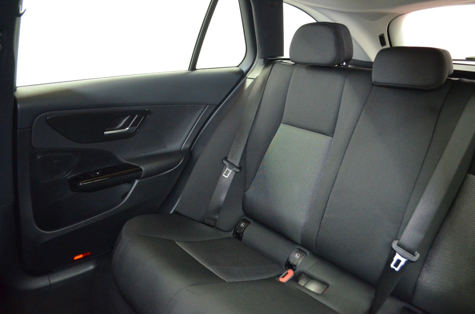 Mercedes-Benz C 220 – Bild 16
