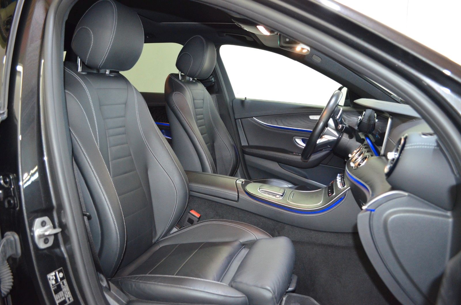 Mercedes-Benz E 300 – Bild 16