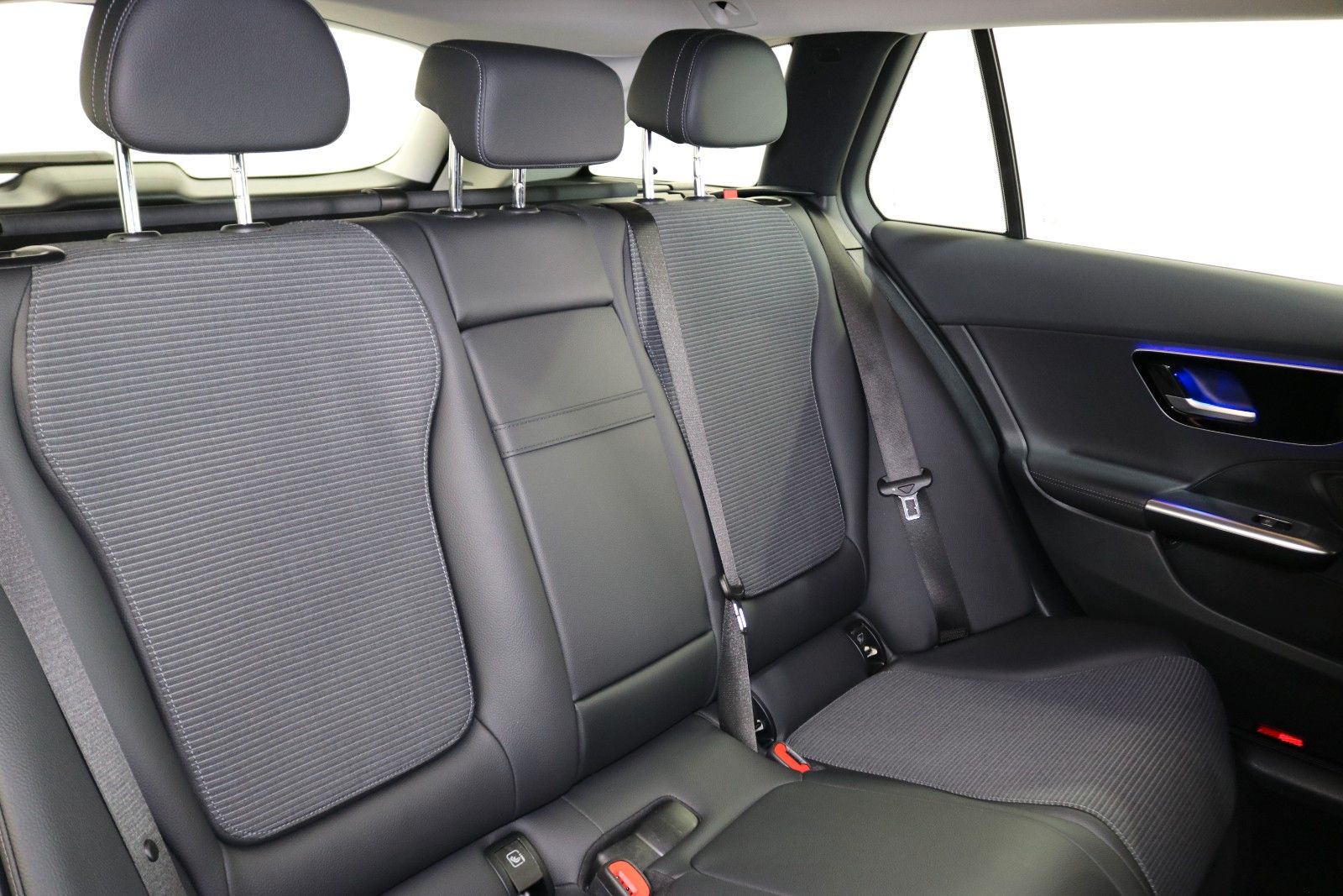 Mercedes-Benz C 220 – Bild 17