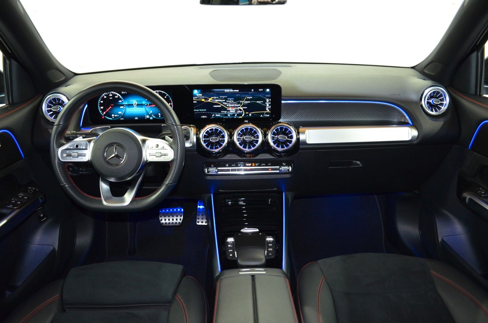 Mercedes-Benz GLB 220 – Bild 7