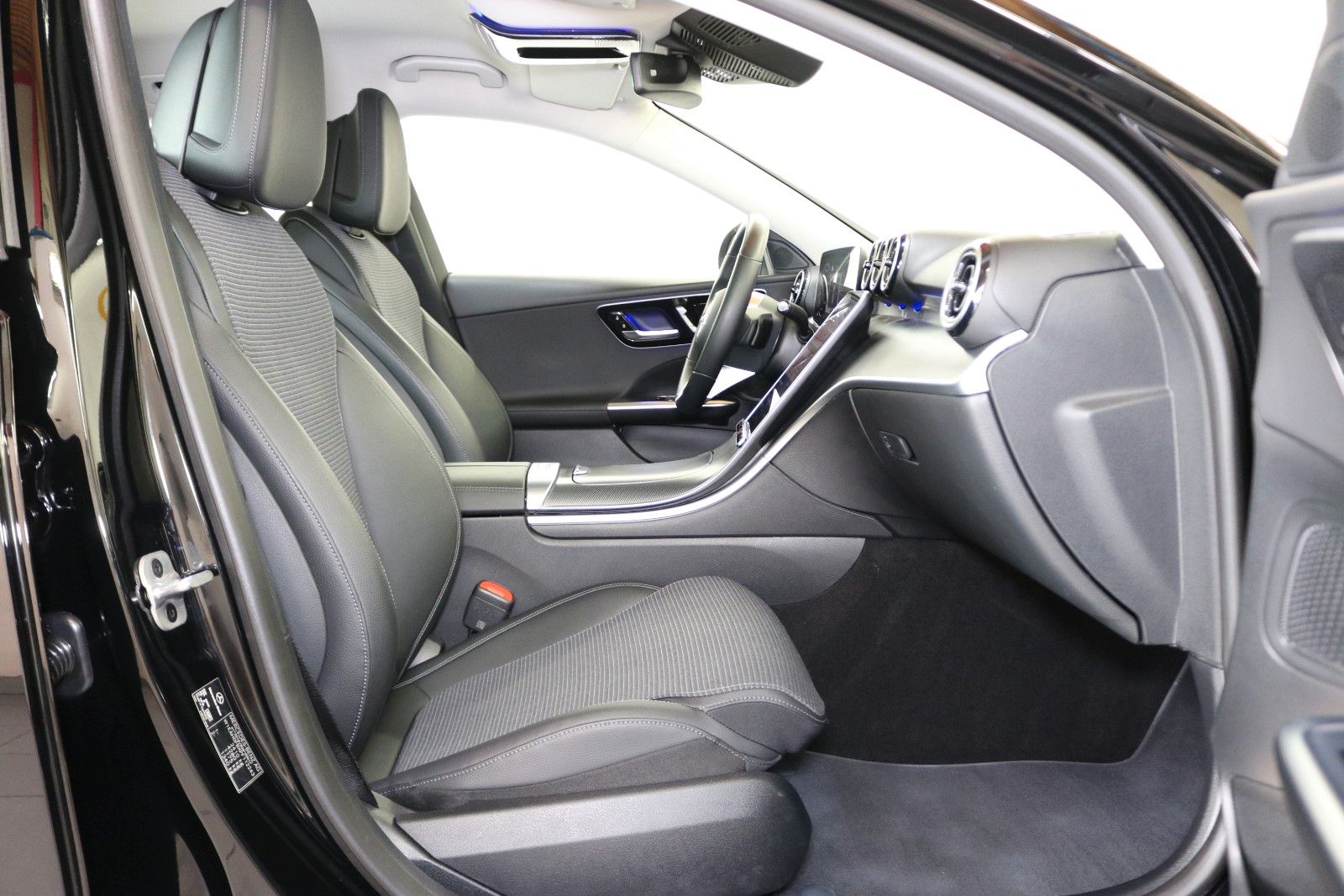 Mercedes-Benz C 220 – Bild 15