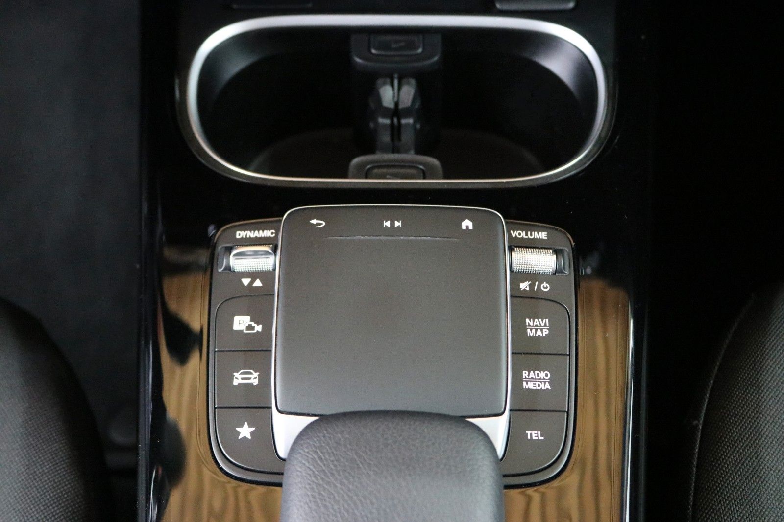 Mercedes-Benz A 220 – Bild 22