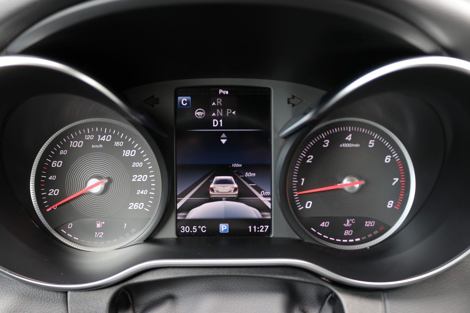 Mercedes-Benz C 400 – Bild 19
