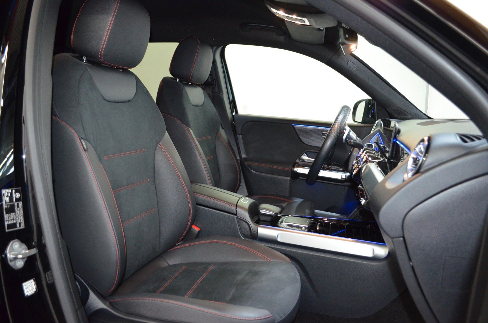 Mercedes-Benz GLB 220 – Bild 16