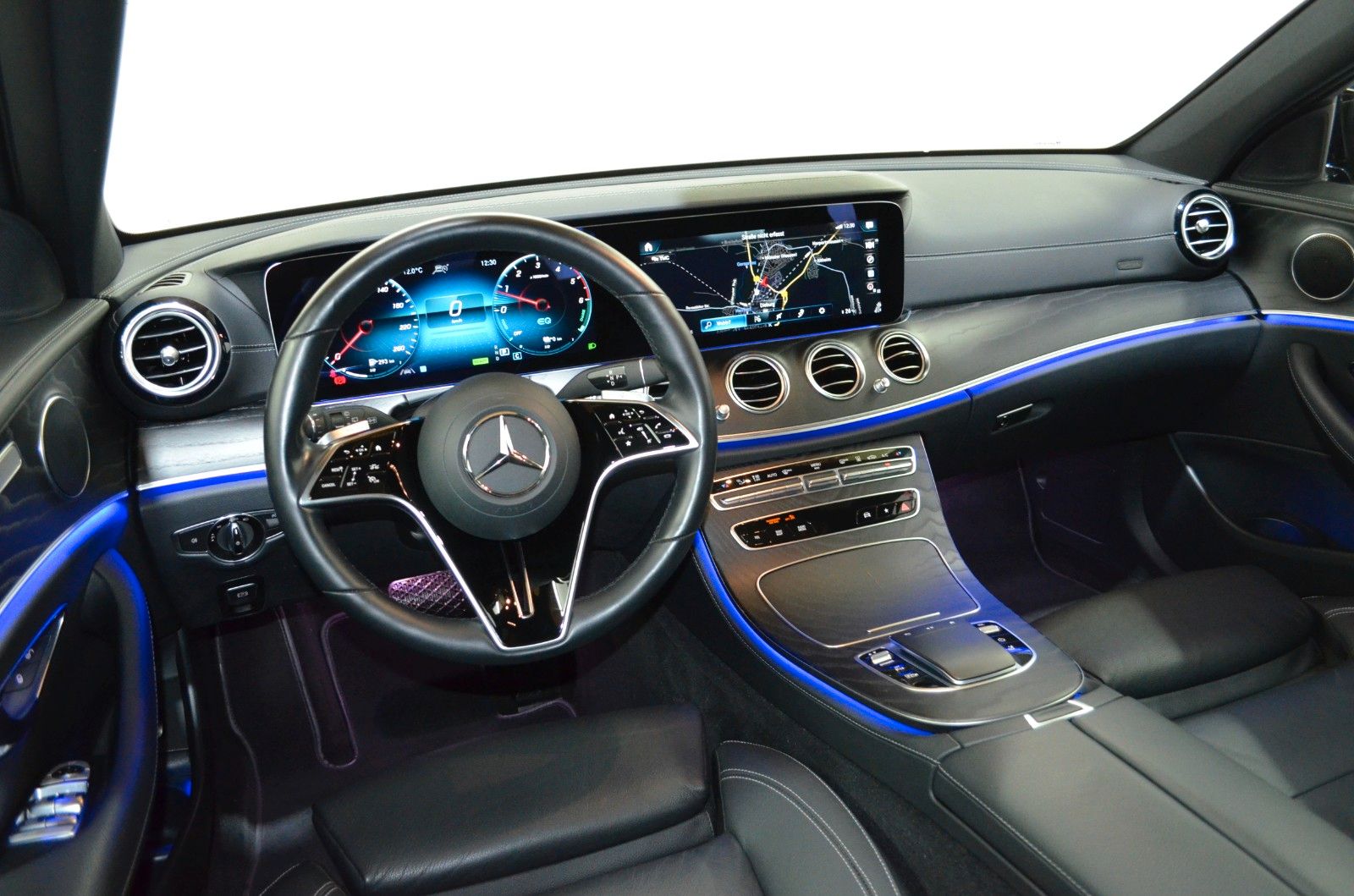 Mercedes-Benz E 300 – Bild 28