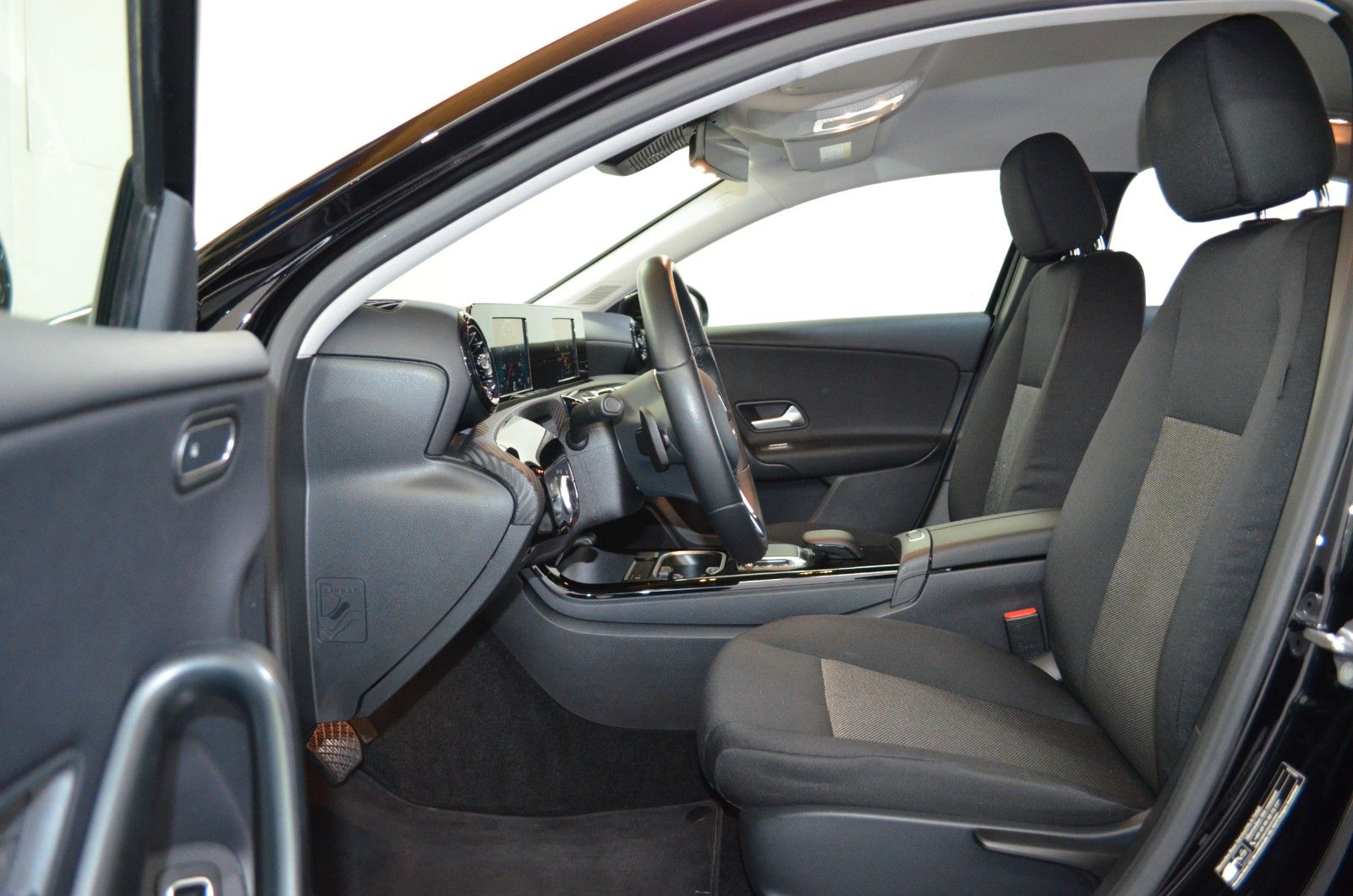 Mercedes-Benz A 220 – Bild 8