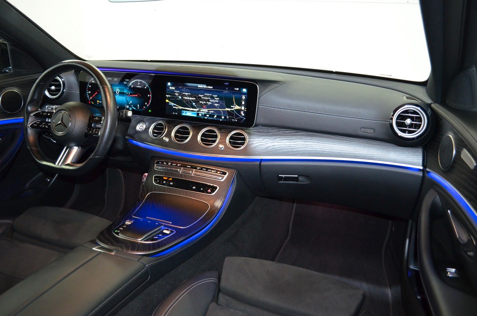 Mercedes-Benz E 220 – Bild 27
