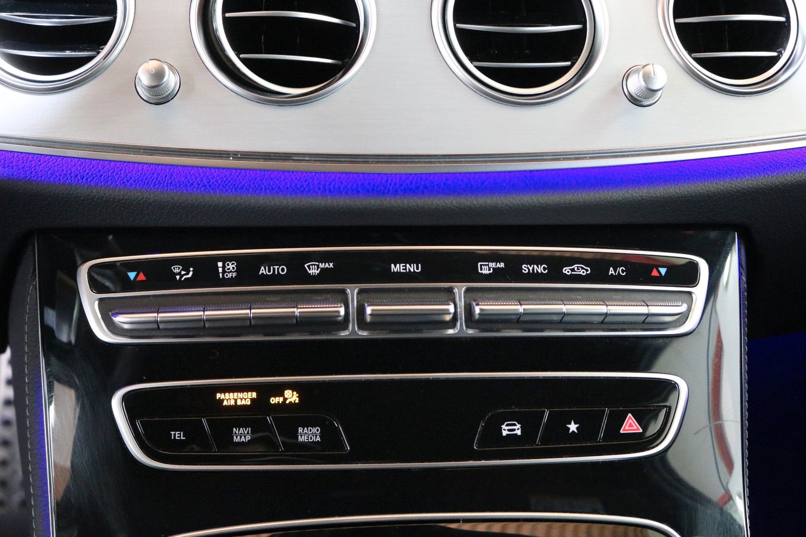 Mercedes-Benz E 400 – Bild 22