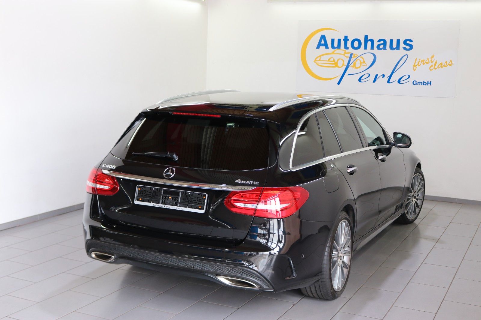 Mercedes-Benz C 400 – Bild 4