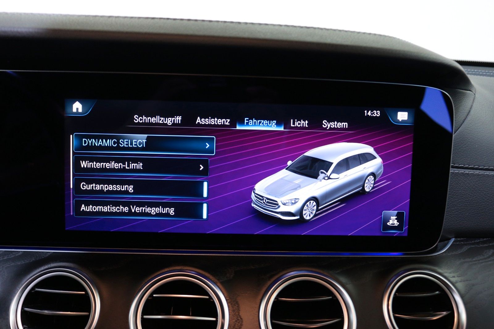 Mercedes-Benz E 300 – Bild 25
