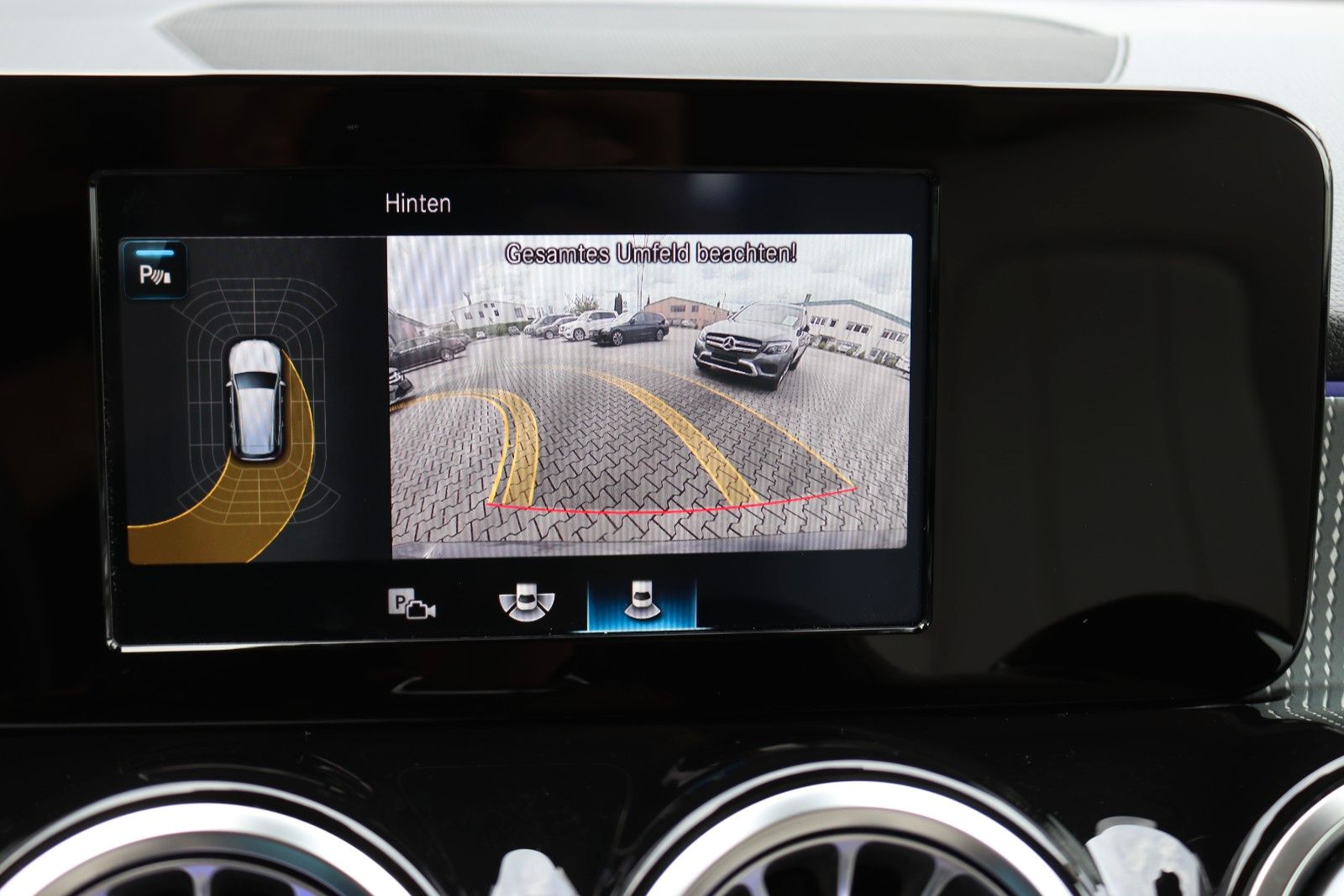 Mercedes-Benz GLB 220 – Bild 28