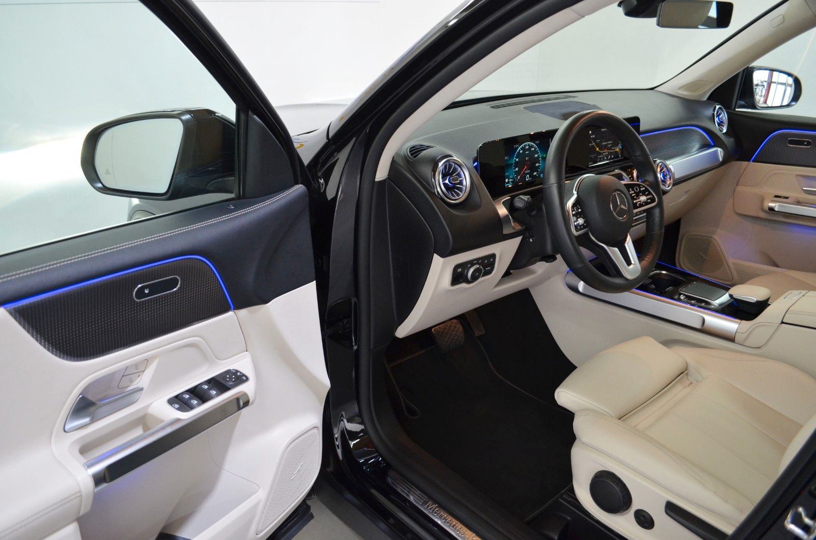 Mercedes-Benz GLB 220 – Bild 7