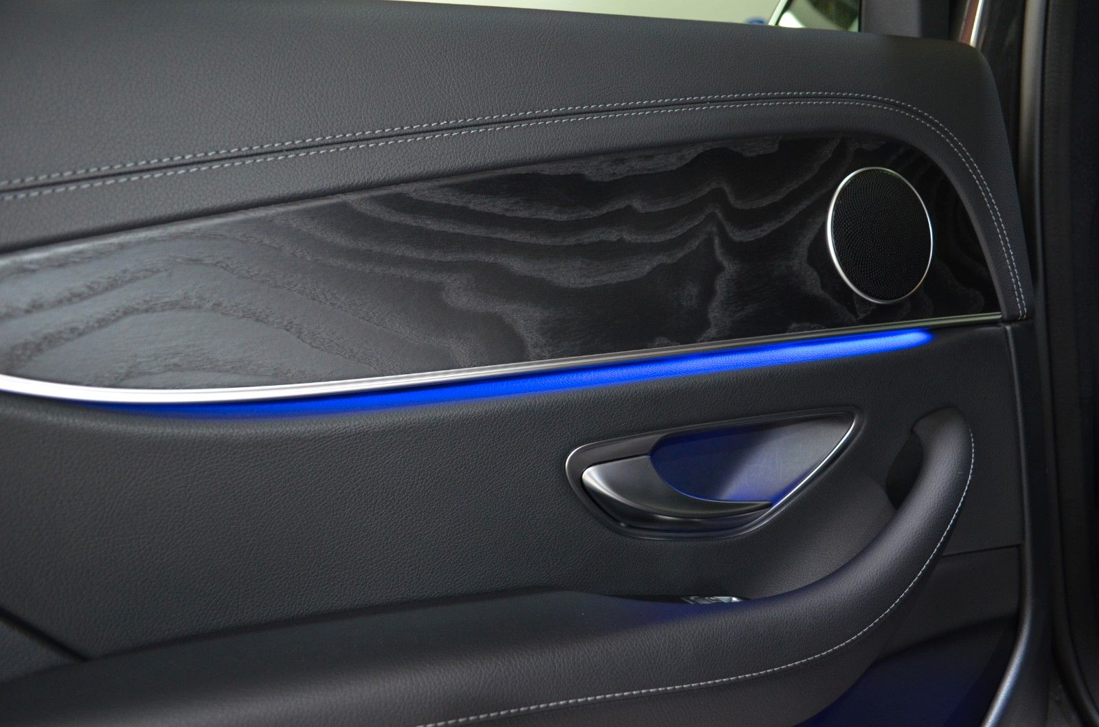 Mercedes-Benz E 300 – Bild 18
