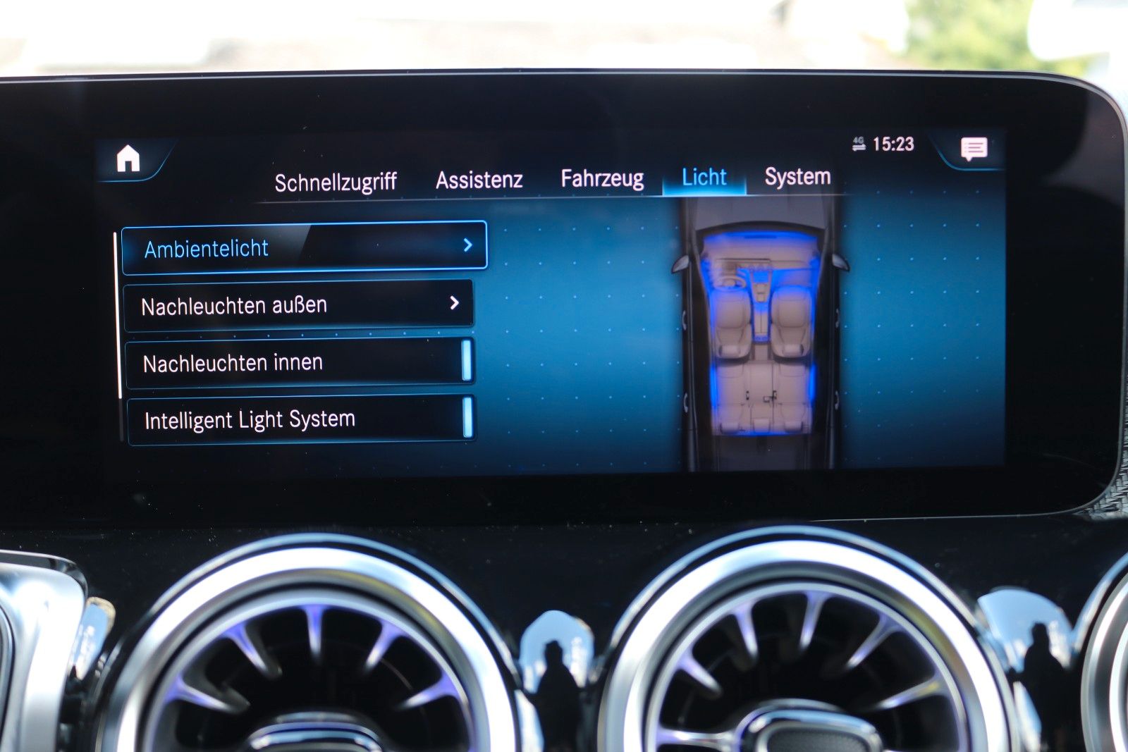 Mercedes-Benz GLB 220 – Bild 27