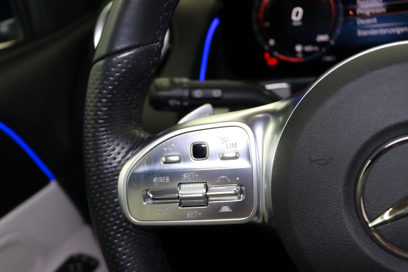 Mercedes-Benz GLB 220 – Bild 32