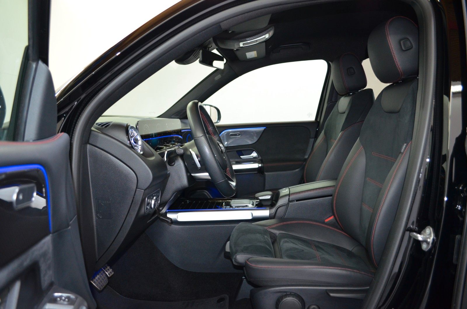 Mercedes-Benz GLB 220 – Bild 9