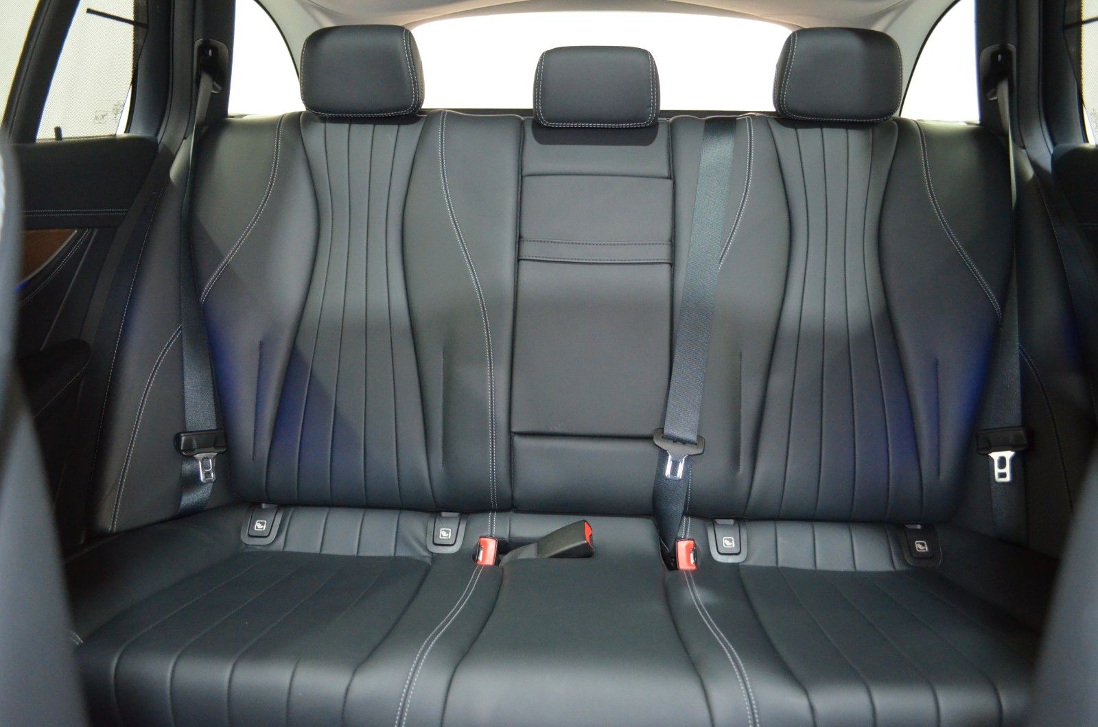 Mercedes-Benz E 400 – Bild 11
