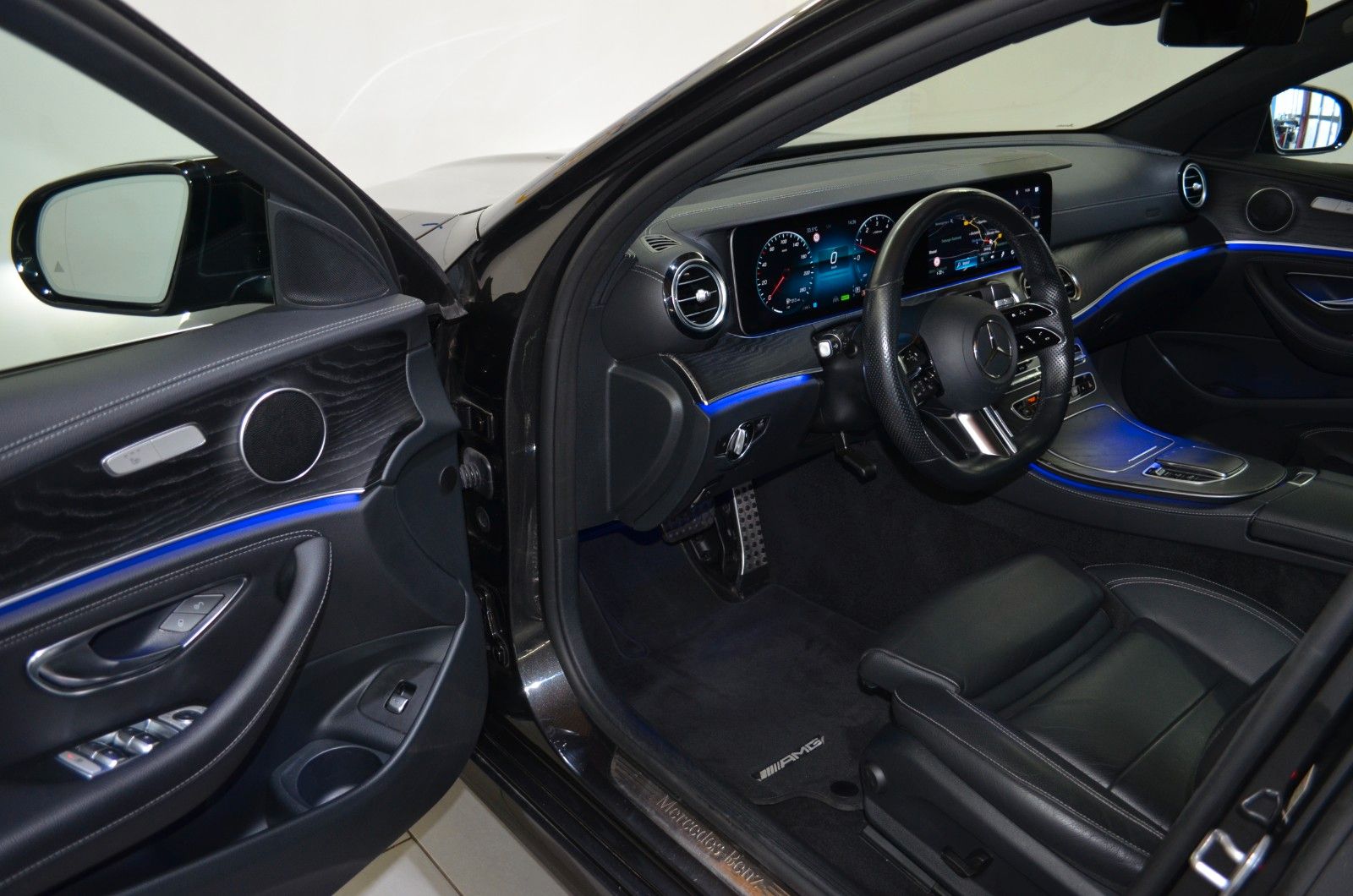 Mercedes-Benz E 300 – Bild 8