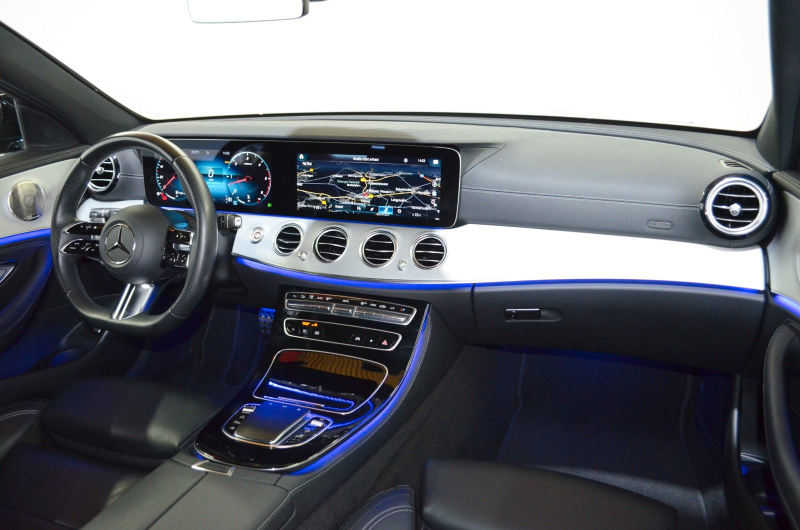 Mercedes-Benz E 400 – Bild 28