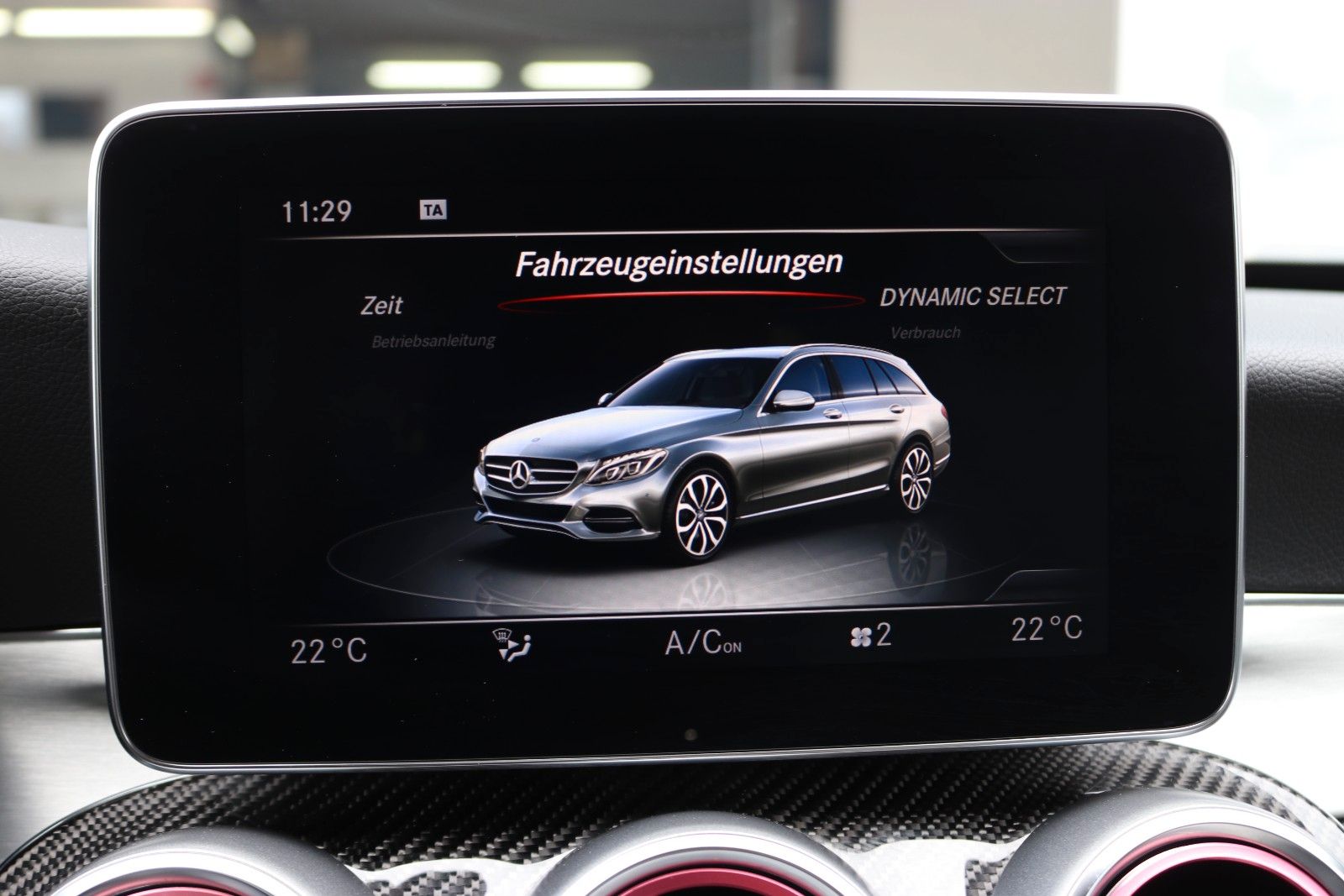 Mercedes-Benz C 400 – Bild 24