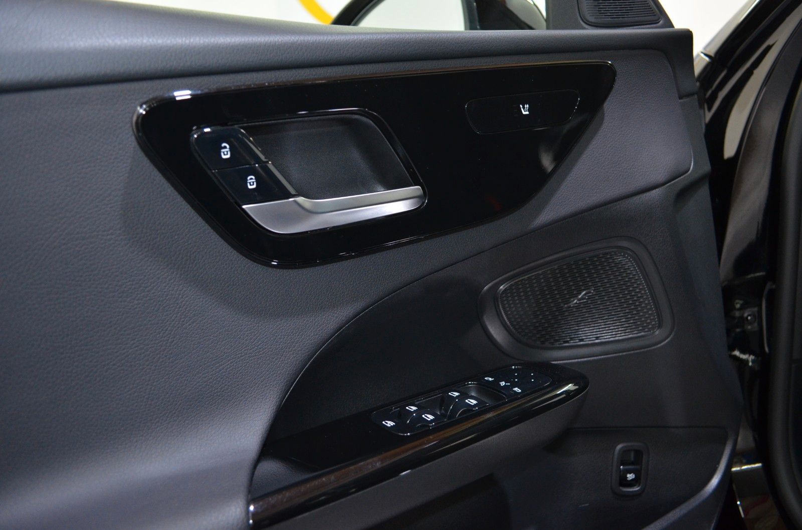 Mercedes-Benz C 220 – Bild 17