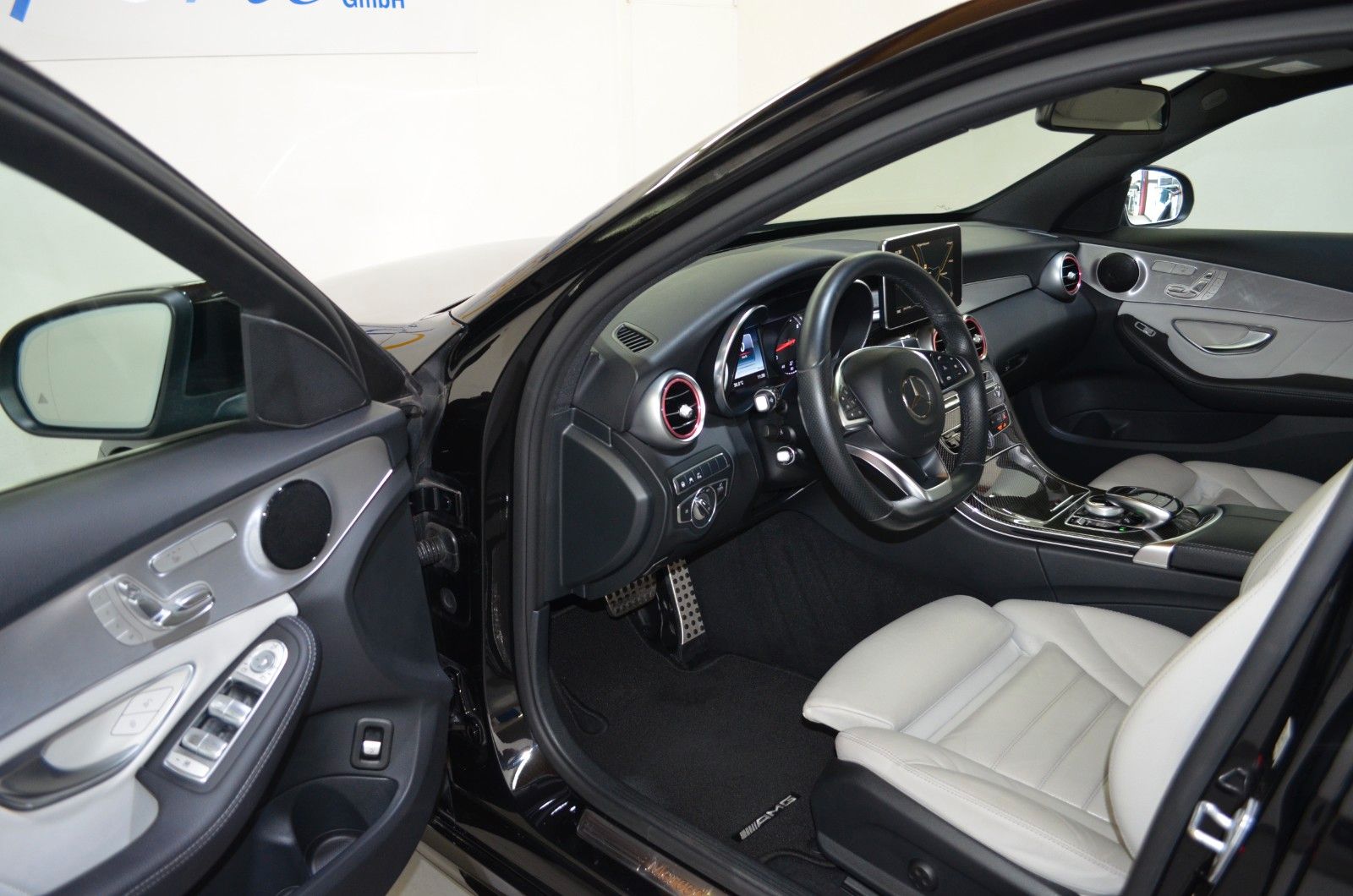 Mercedes-Benz C 400 – Bild 7
