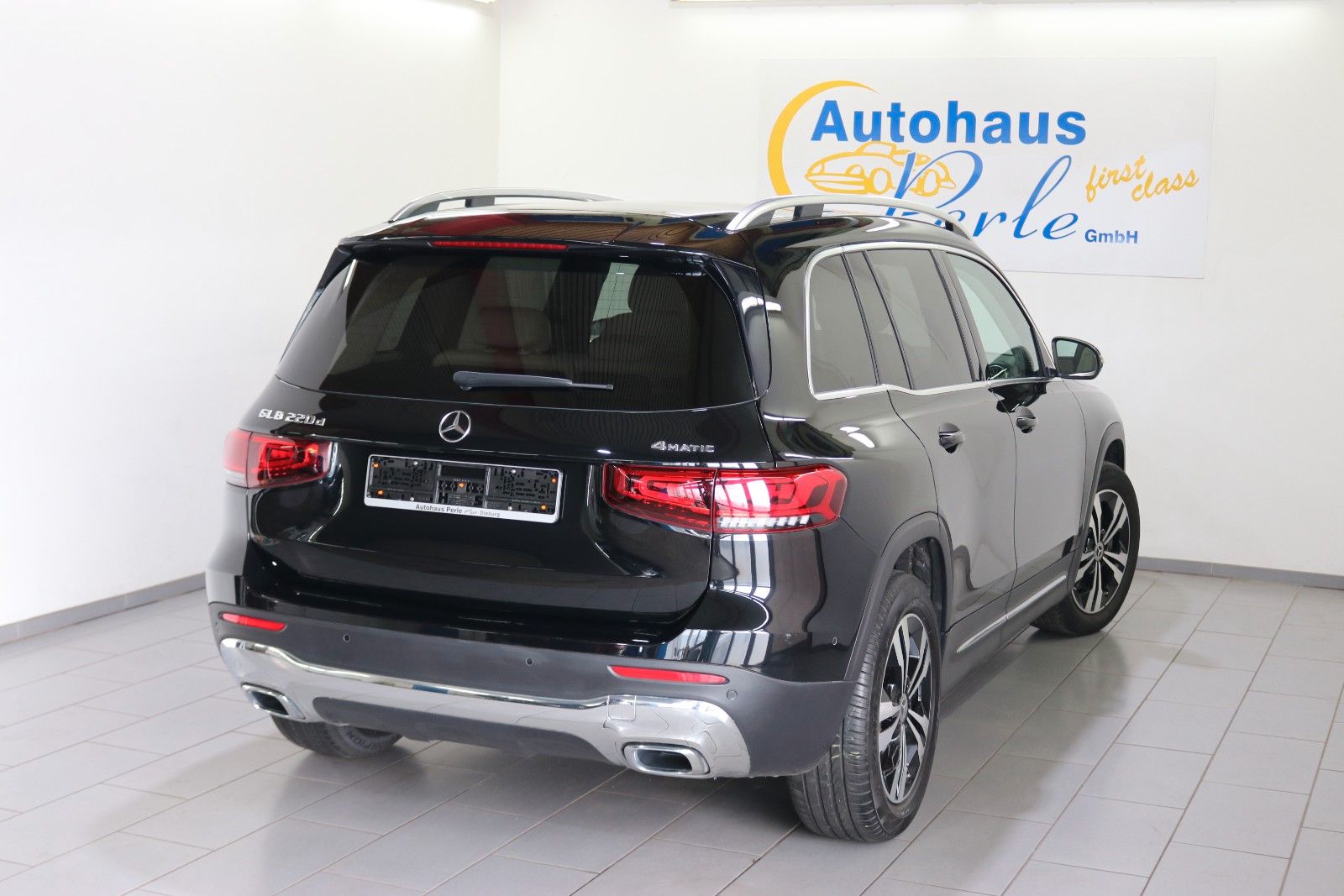 Mercedes-Benz GLB 220 – Bild 4