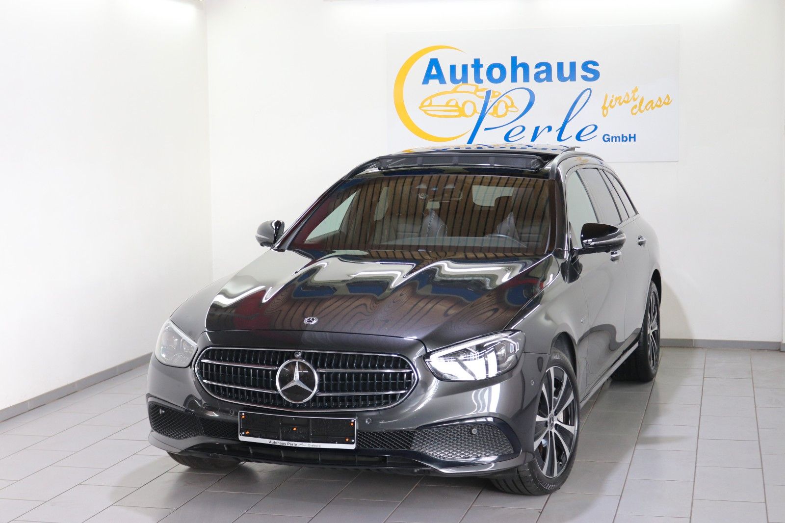 Mercedes-Benz E 300 – Bild 2