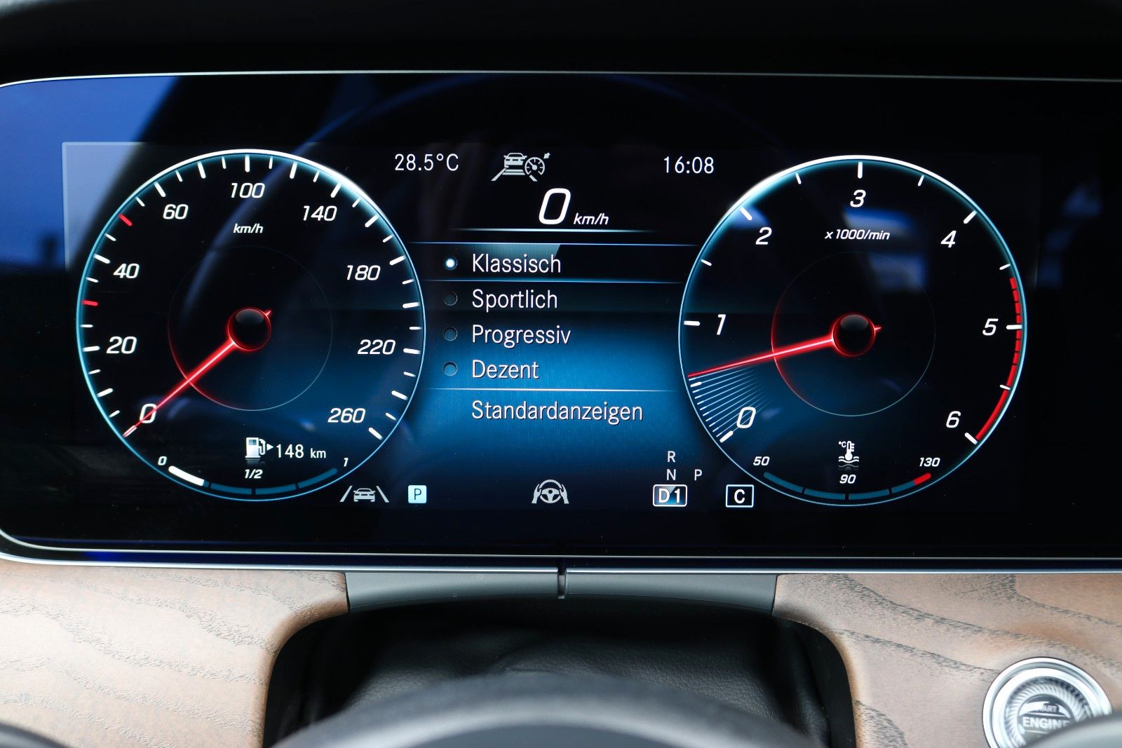 Mercedes-Benz E 400 – Bild 21