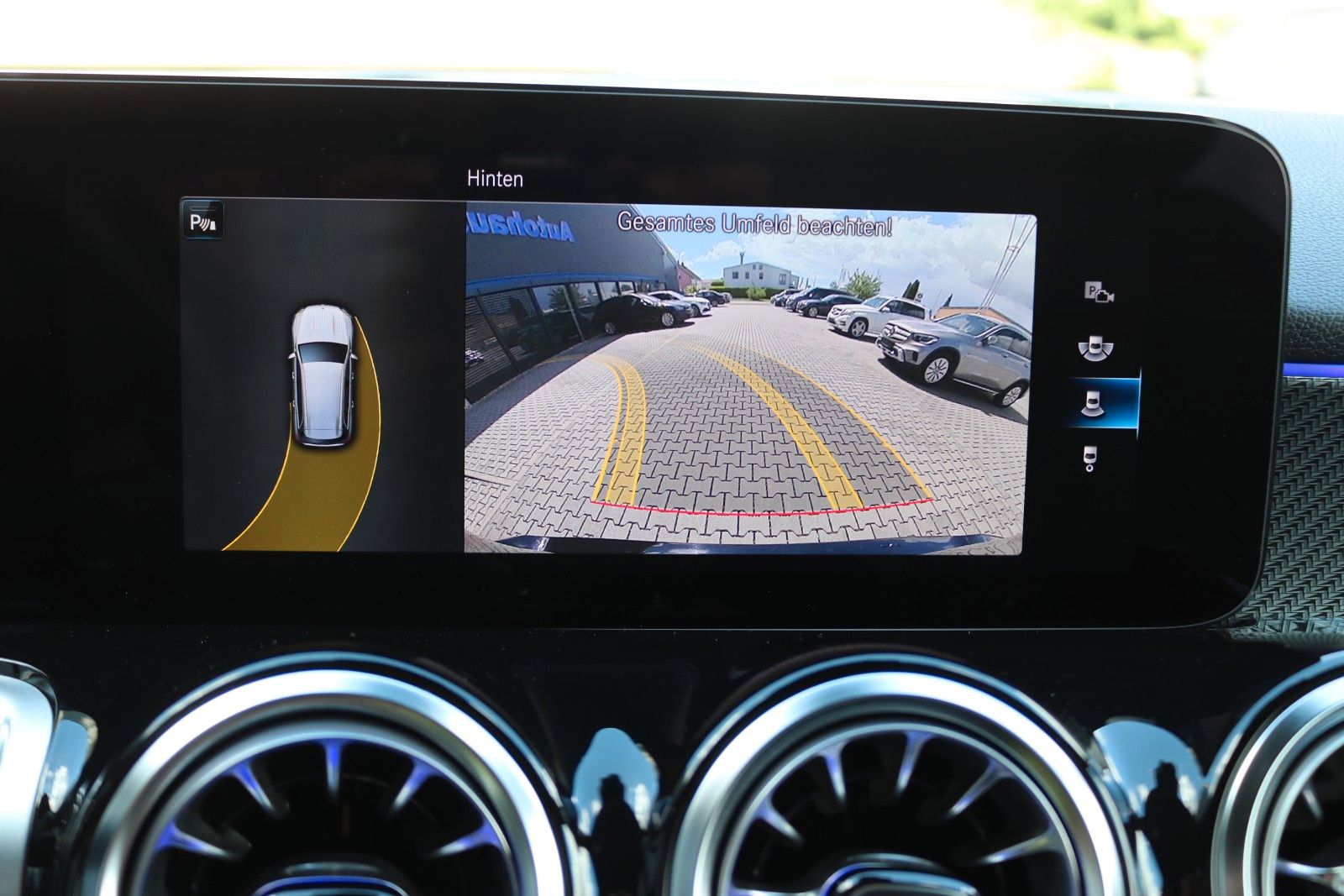 Mercedes-Benz GLB 220 – Bild 28