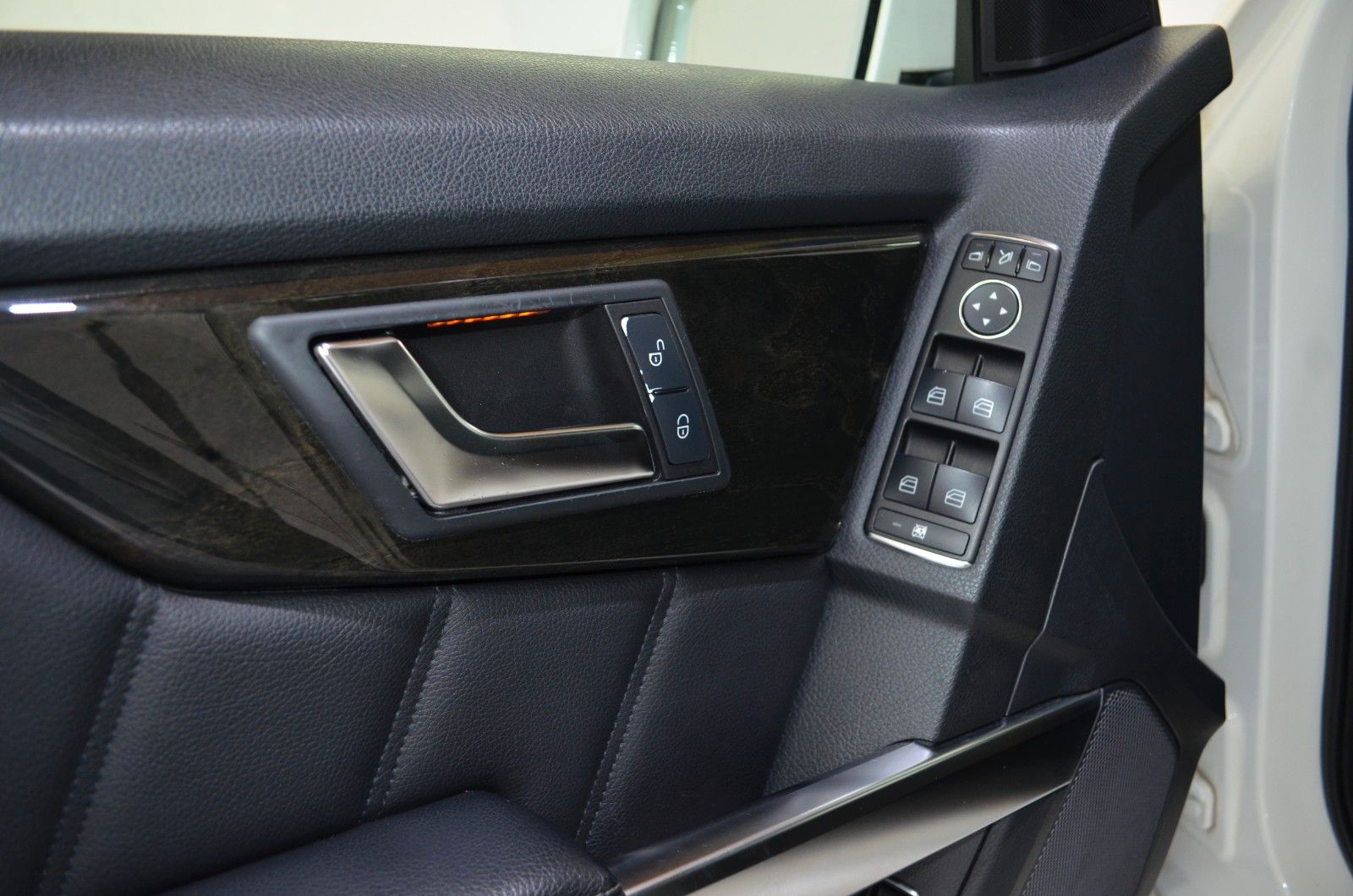Mercedes-Benz GLK 350 – Bild 17