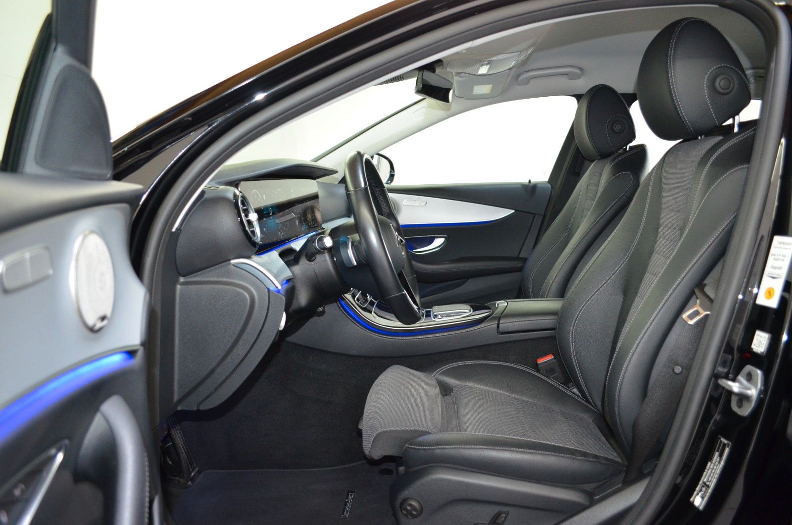 Mercedes-Benz E 220 – Bild 8