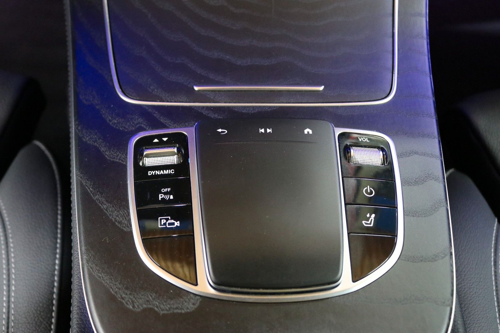 Mercedes-Benz E 300 – Bild 21