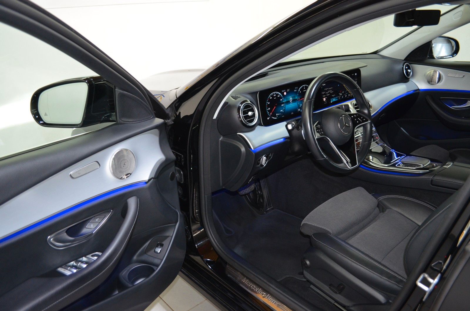 Mercedes-Benz E 220 – Bild 7