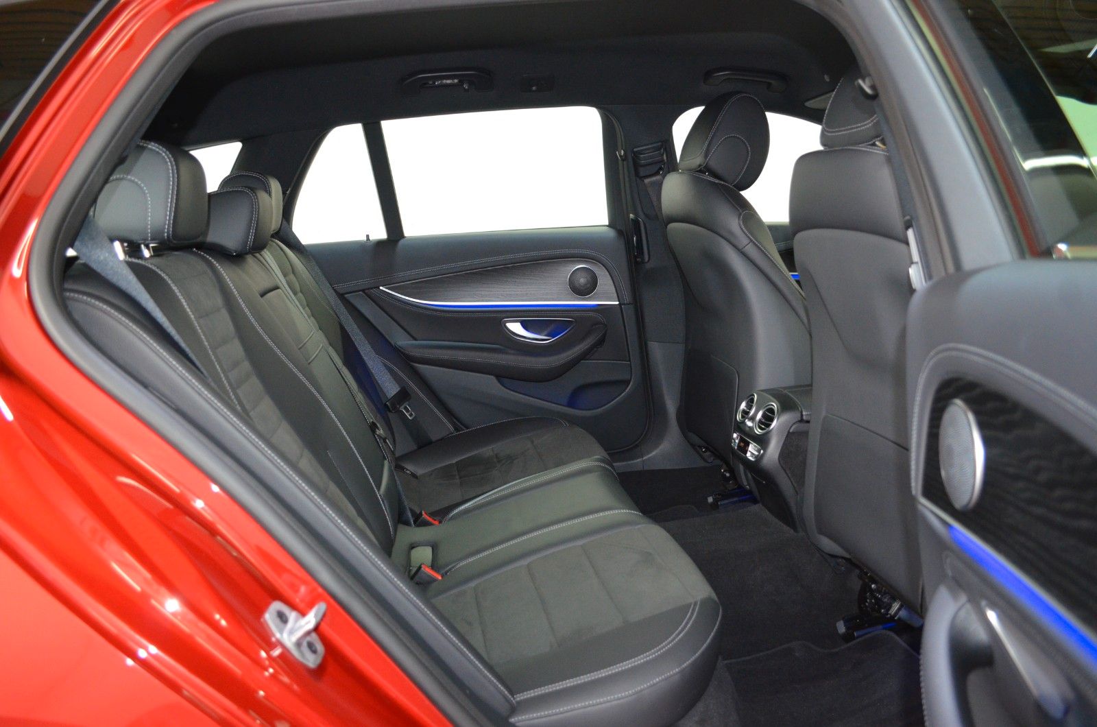 Mercedes-Benz E 400 – Bild 14