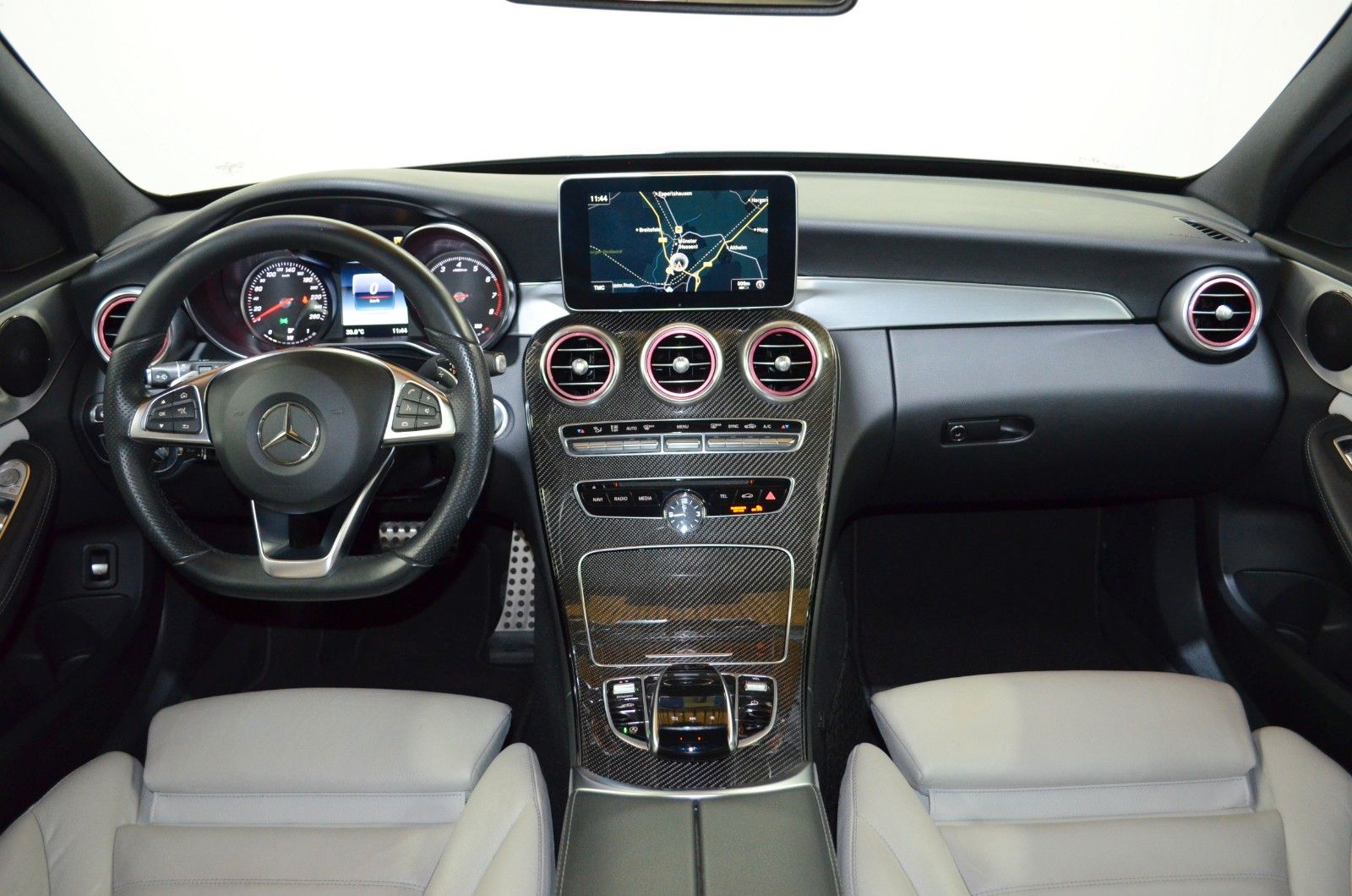Mercedes-Benz C 400 – Bild 6