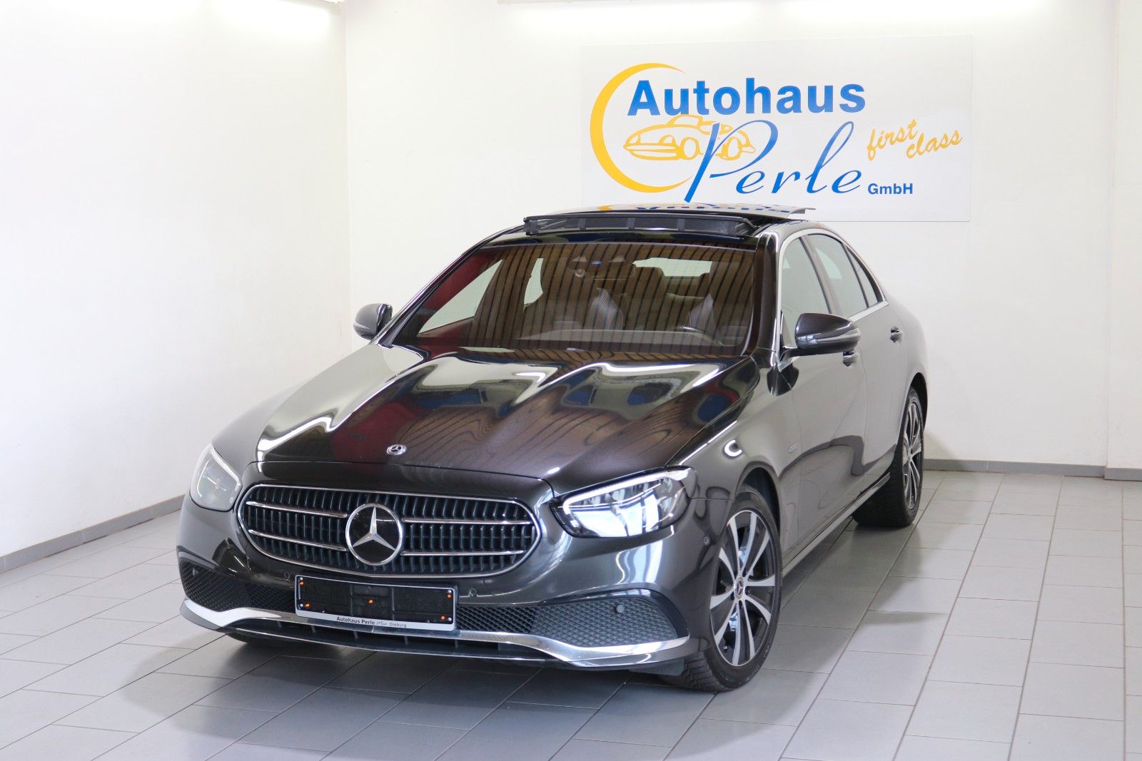 Mercedes-Benz E 300 – Bild 2