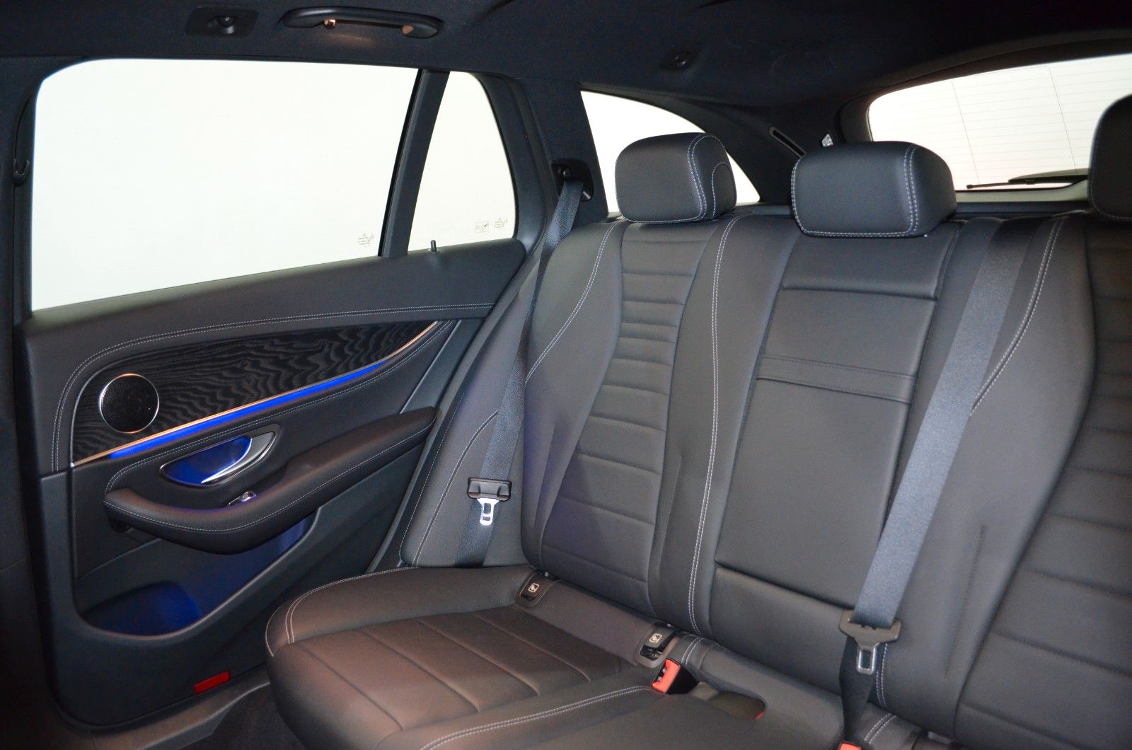 Mercedes-Benz E 300 – Bild 17