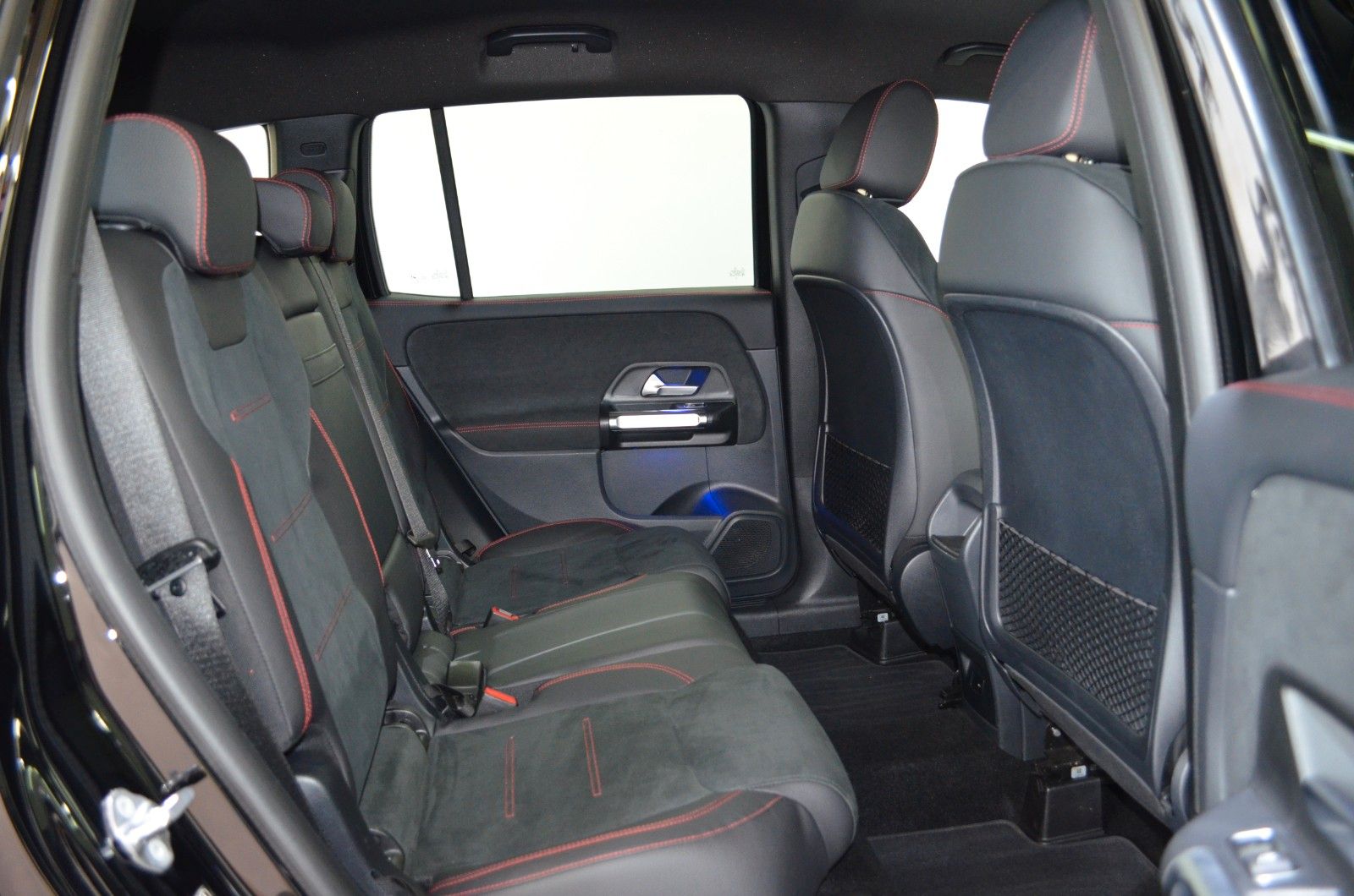 Mercedes-Benz GLB 220 – Bild 14