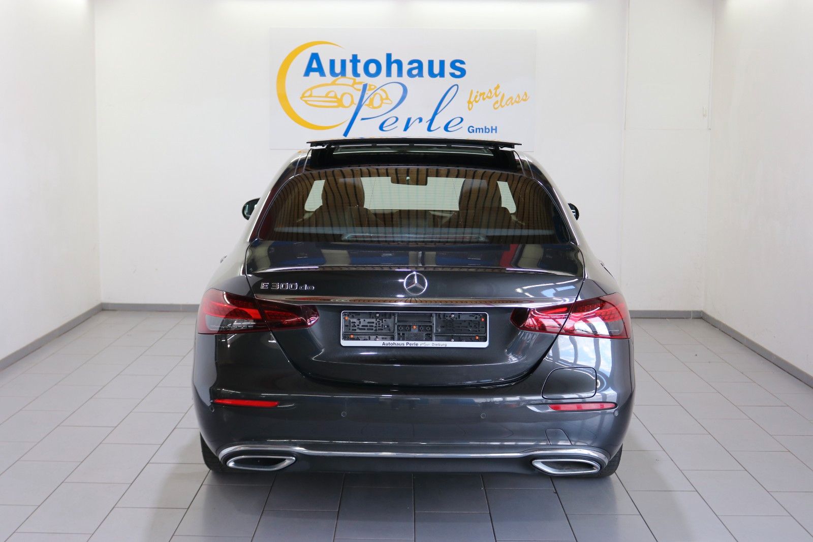 Mercedes-Benz E 300 – Bild 5