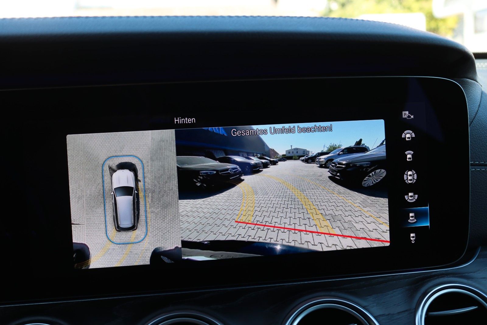 Mercedes-Benz E 220 – Bild 26