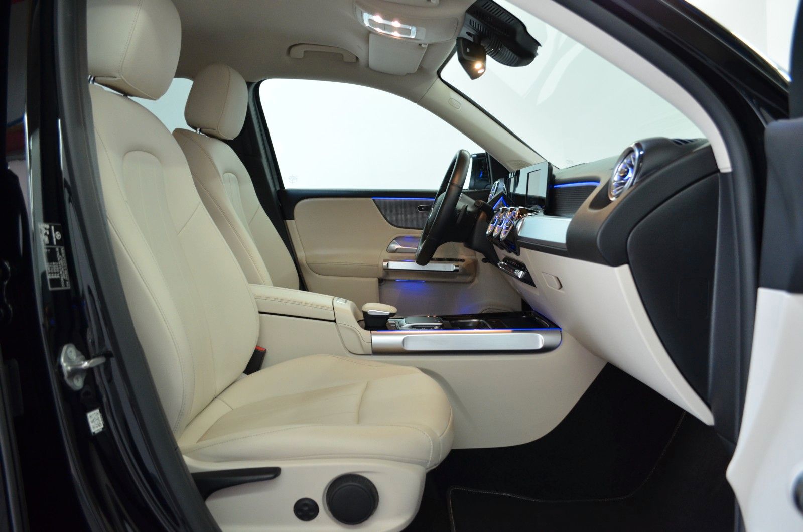Mercedes-Benz GLB 220 – Bild 14