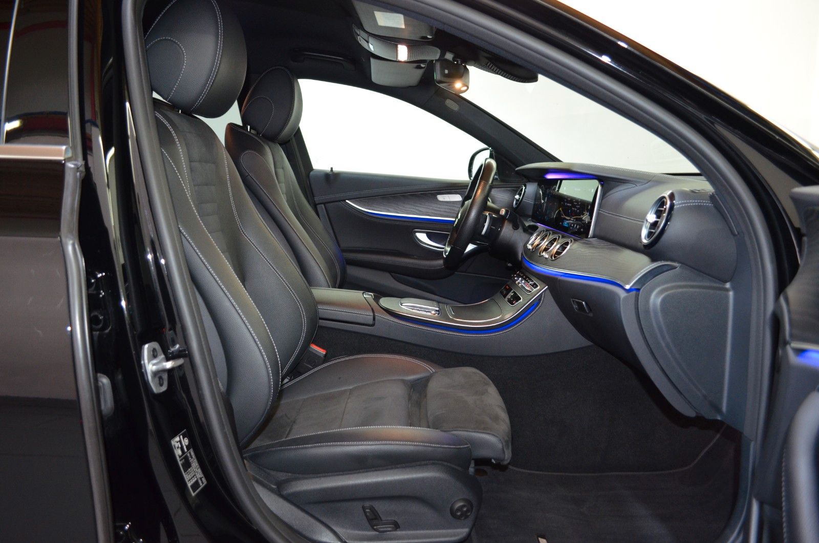 Mercedes-Benz E 220 – Bild 14