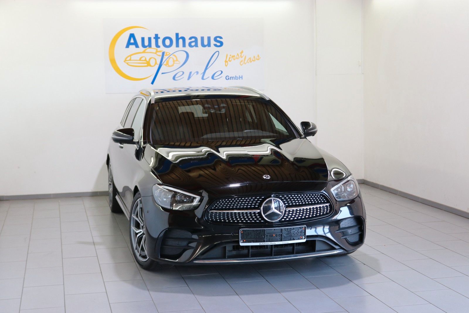 Mercedes-Benz E 220 – Bild 1