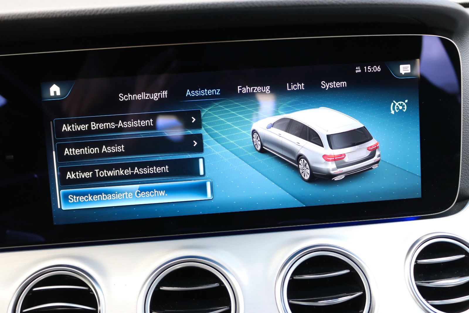 Mercedes-Benz E 220 – Bild 23