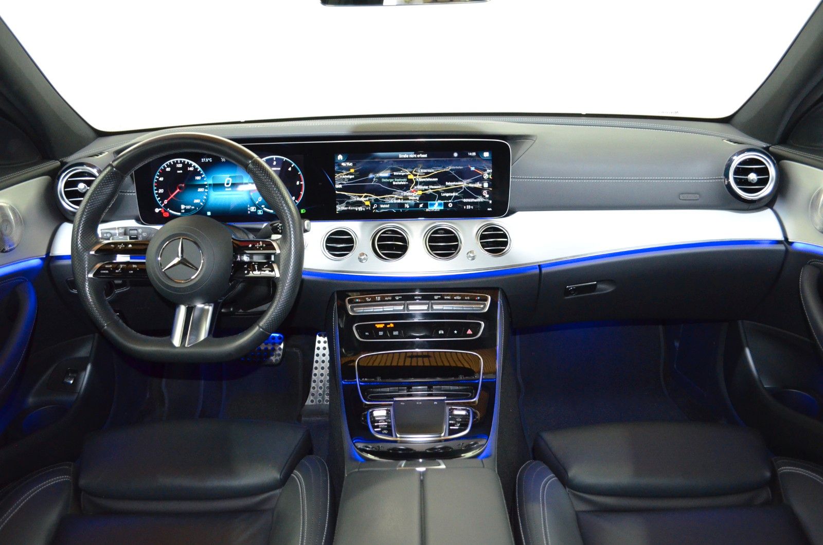 Mercedes-Benz E 400 – Bild 7